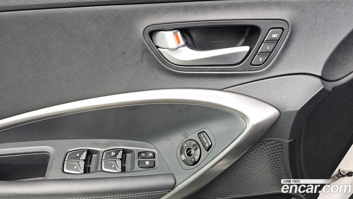 Hyundai Santafe 2015