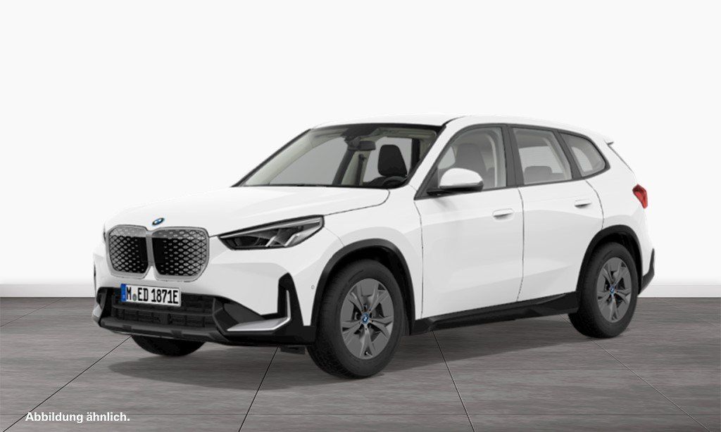 BMW iX1 2023