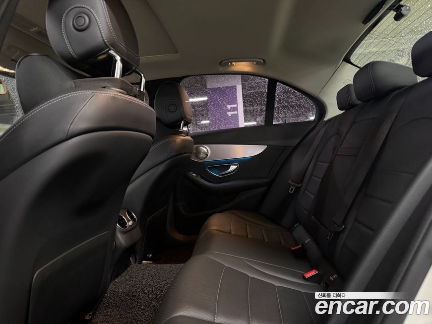 Mercedes-Benz C-Class 2017