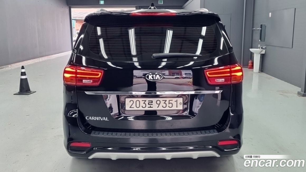 Kia Canival 2020