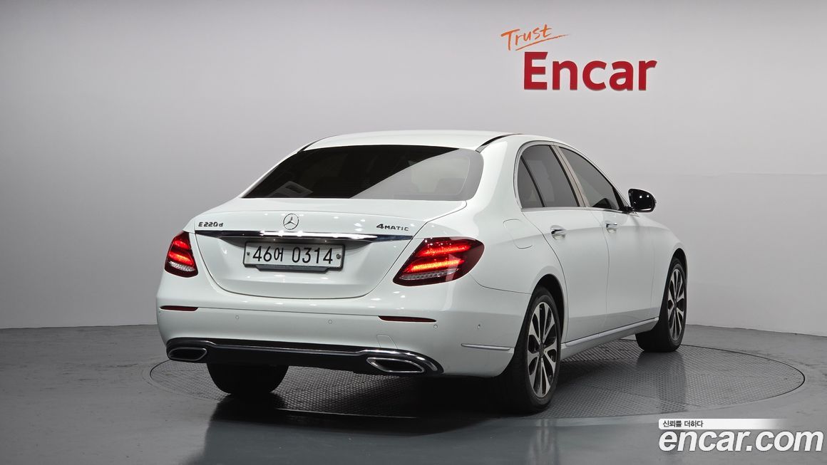 Mercedes-Benz E-Class 2017