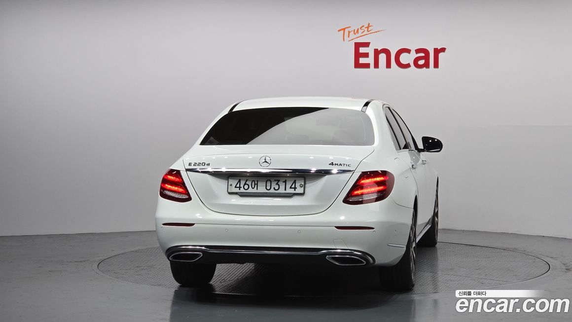 Mercedes-Benz E-Class 2017