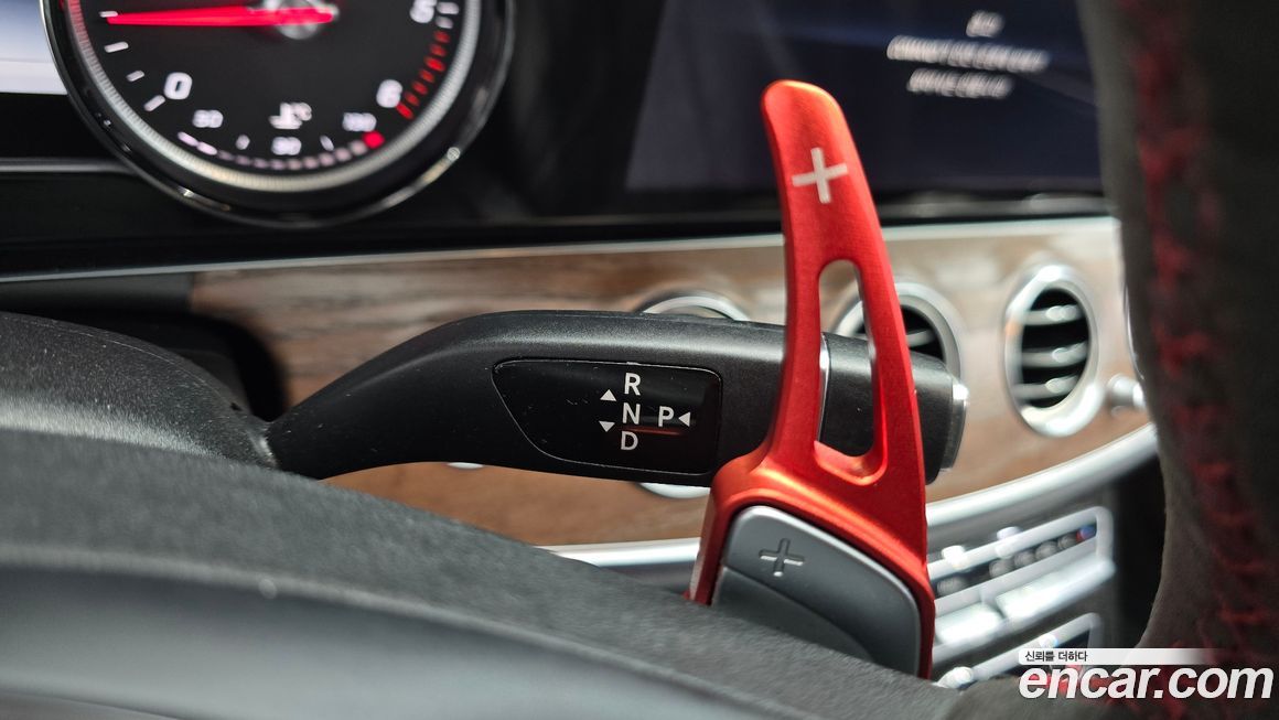 Mercedes-Benz E-Class 2017