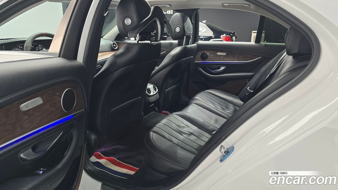 Mercedes-Benz E-Class 2017