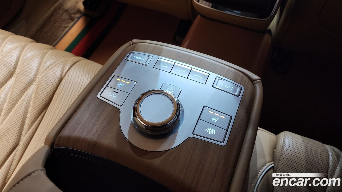 Genesis G80 2025