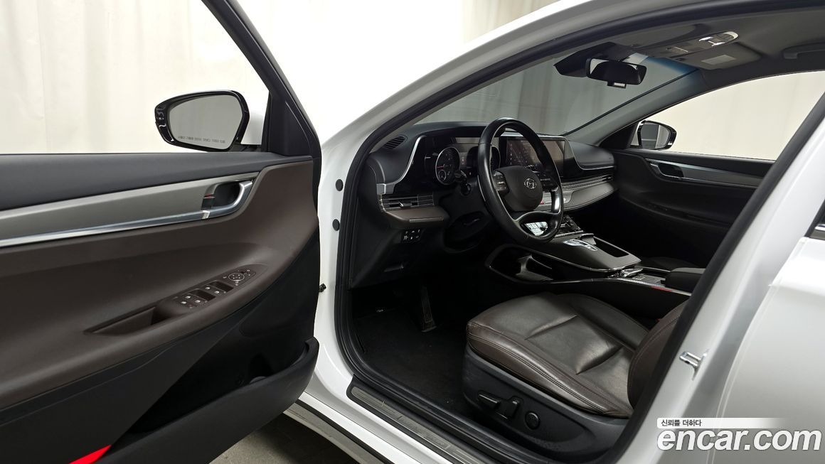 Hyundai Grandeur 2021