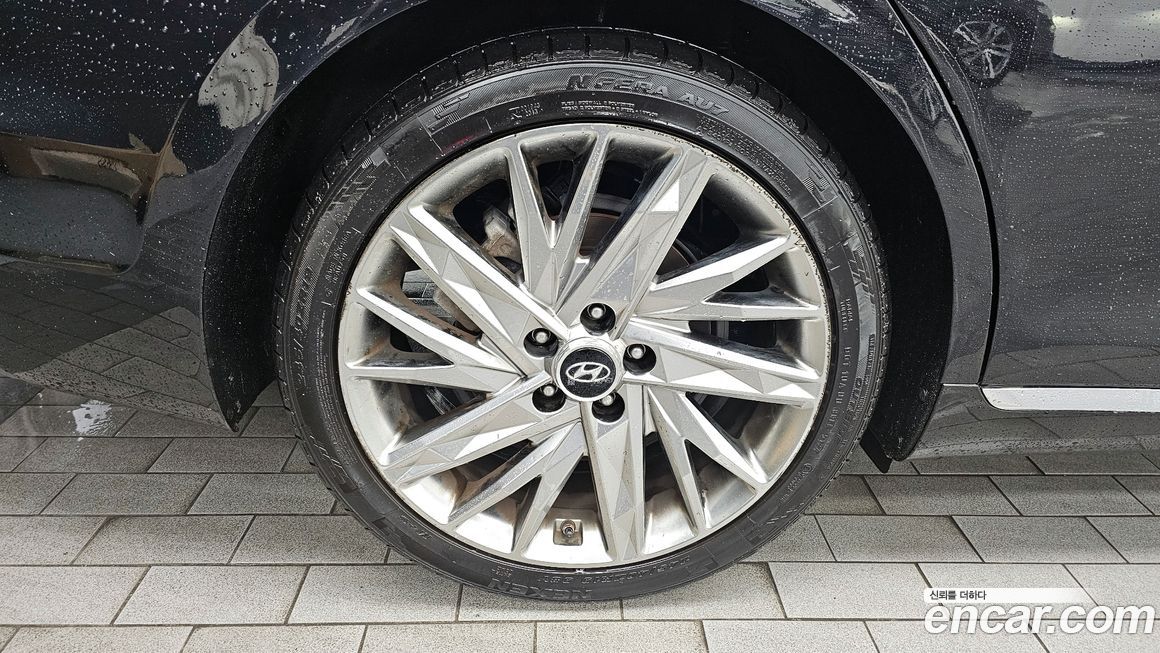 Hyundai Grandeur 2020