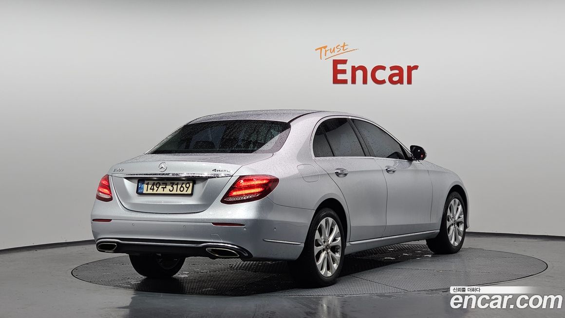 Mercedes-Benz E-Class 2019