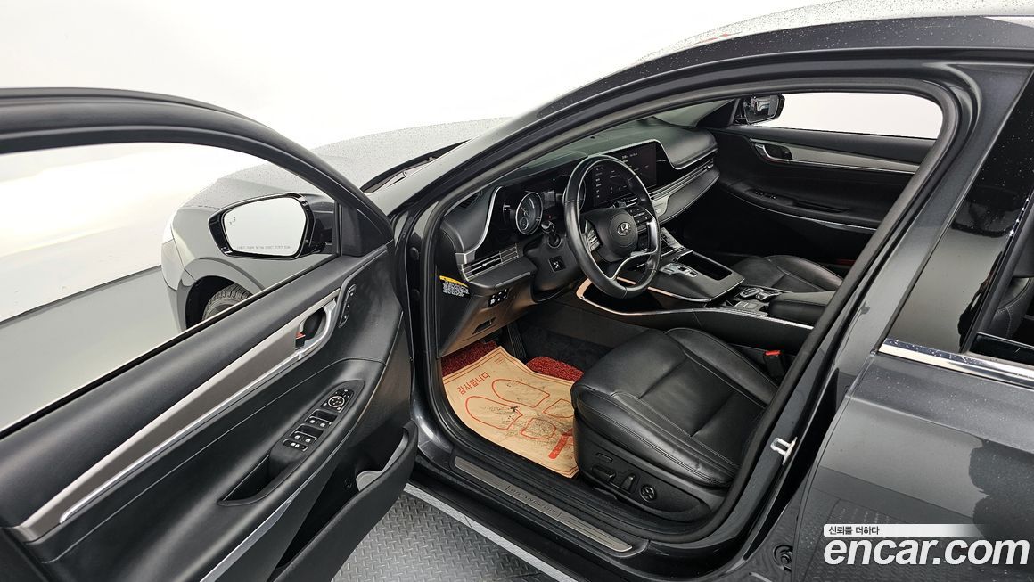 Hyundai Grandeur 2020