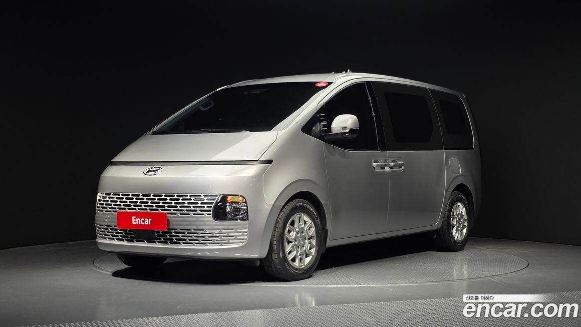 Hyundai Staria 2023