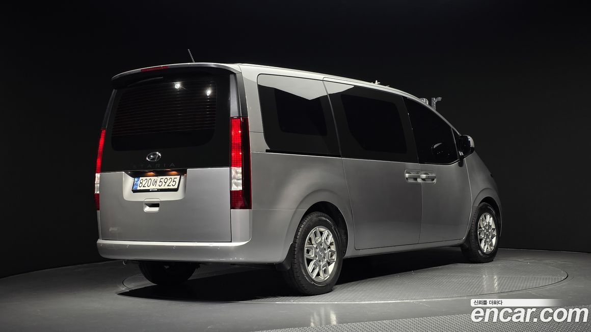 Hyundai Staria 2023