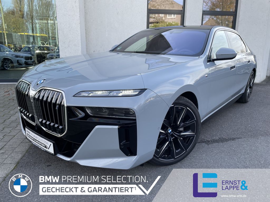 BMW i7 2024
