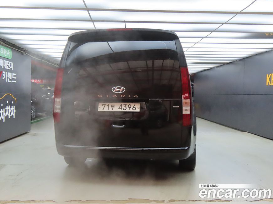 Hyundai Staria 2022