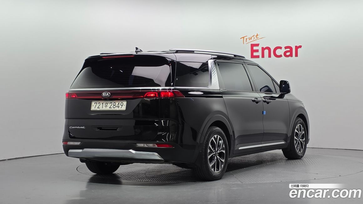 Kia Canival 2021