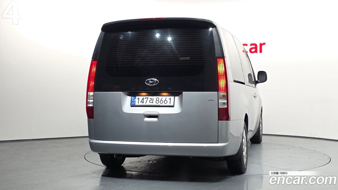 Hyundai Staria 2023