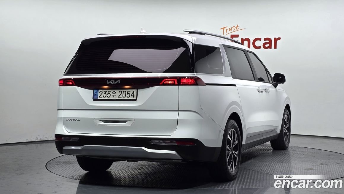 Kia Canival 2023