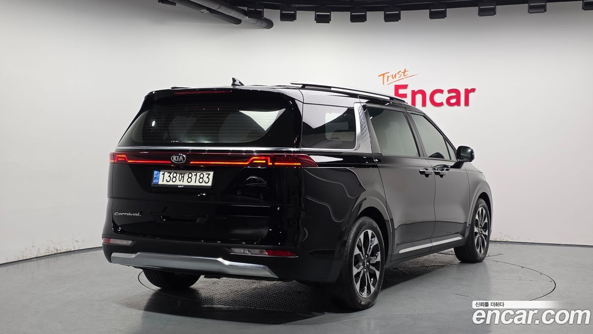 Kia Canival 2021