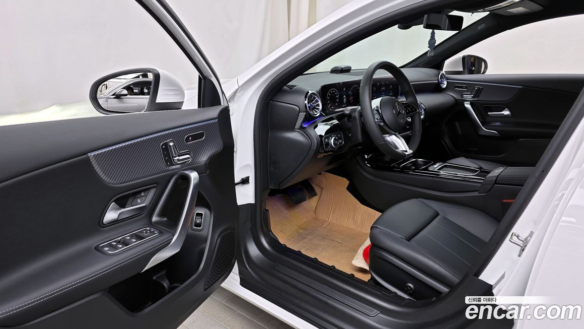 Mercedes-Benz A-Class 2025