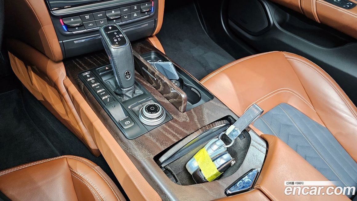 Maserati Quattroporte 2019