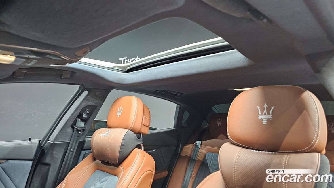 Maserati Quattroporte 2019