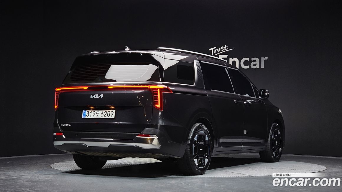 Kia Canival 2025