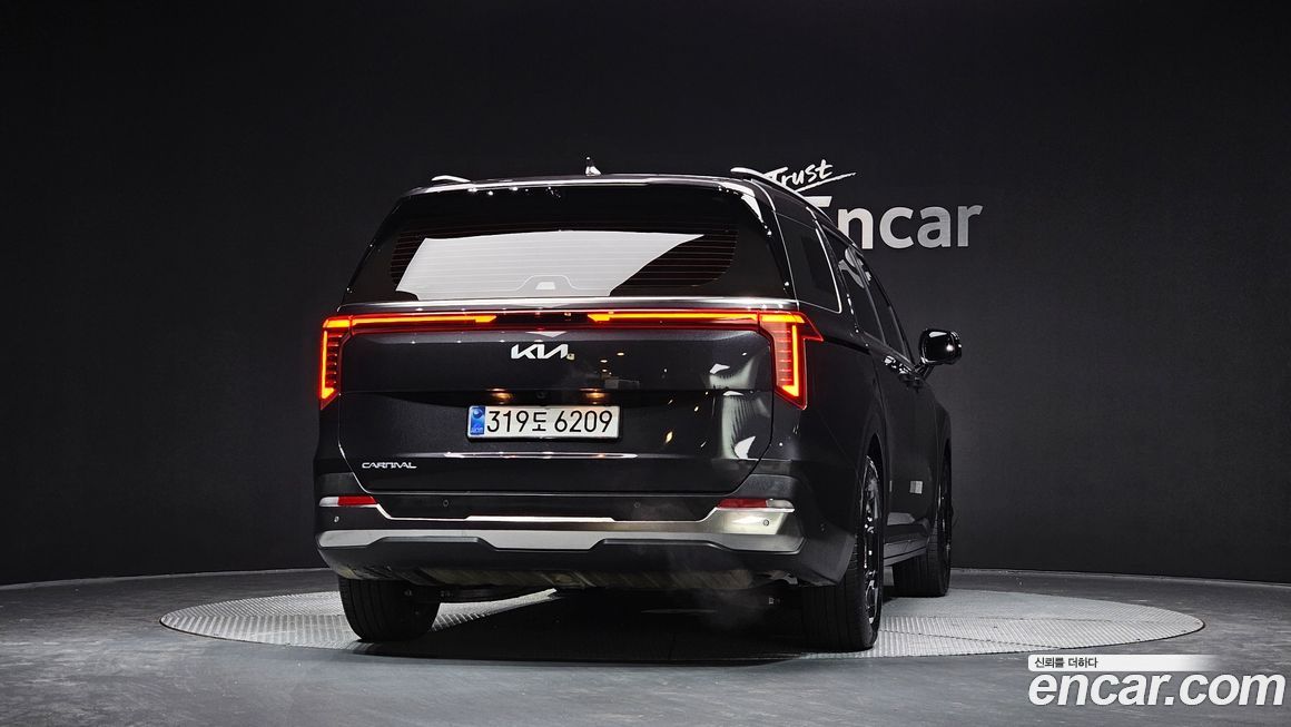 Kia Canival 2025