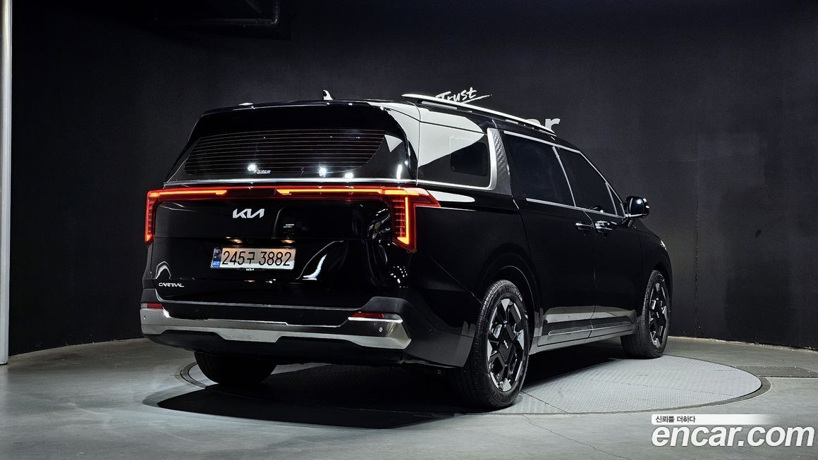 Kia Canival 2025