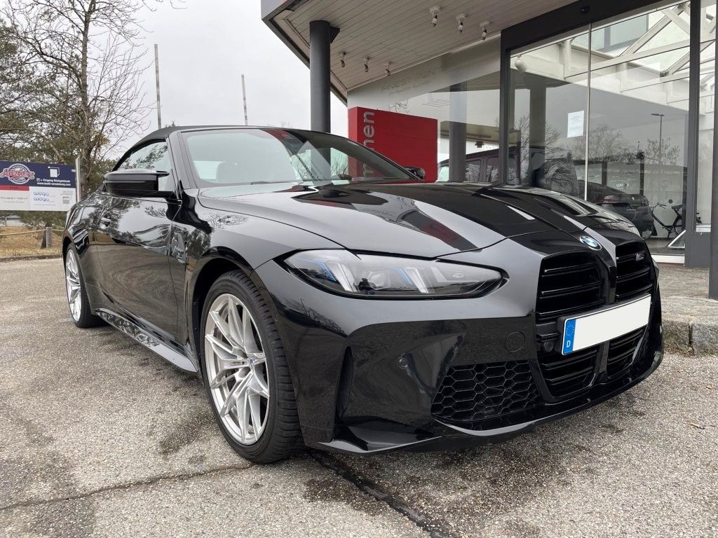 BMW M4 2025