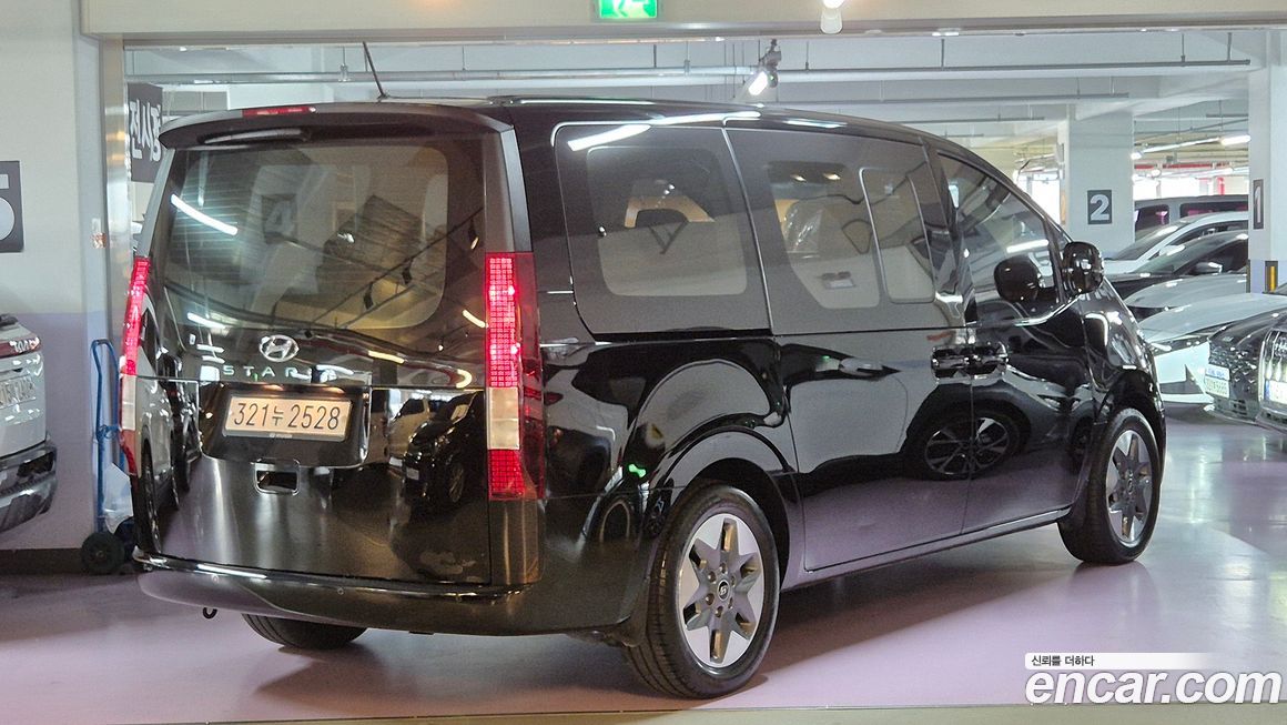 Hyundai Staria 2022
