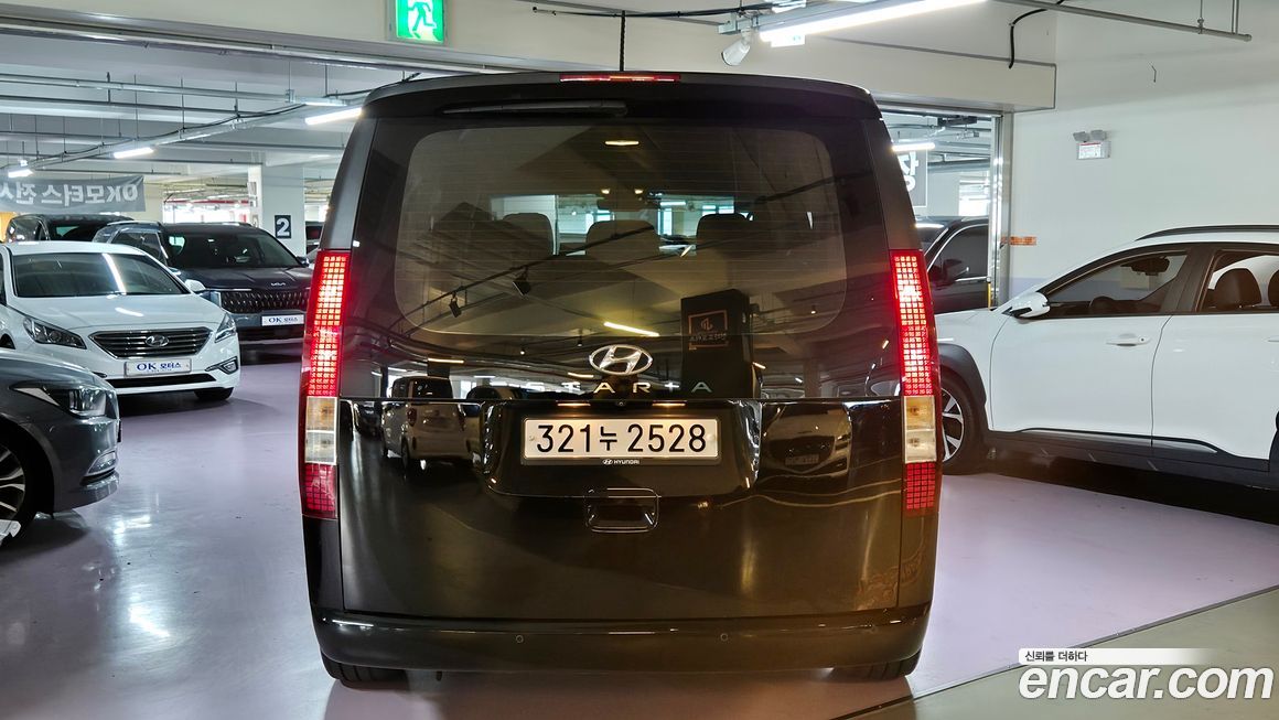 Hyundai Staria 2022