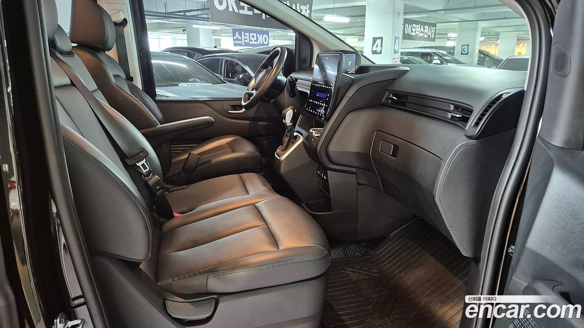 Hyundai Staria 2022
