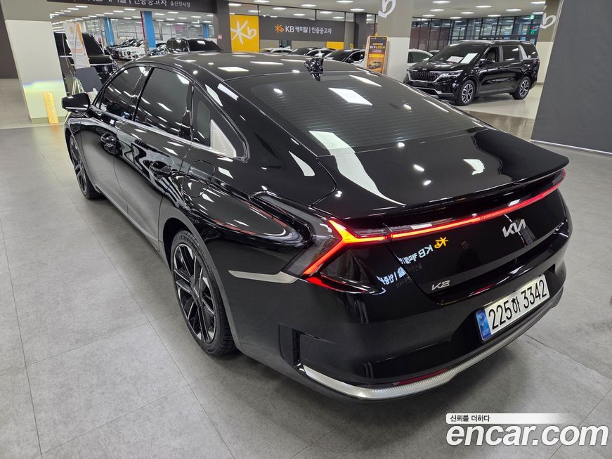 Kia K8 2025