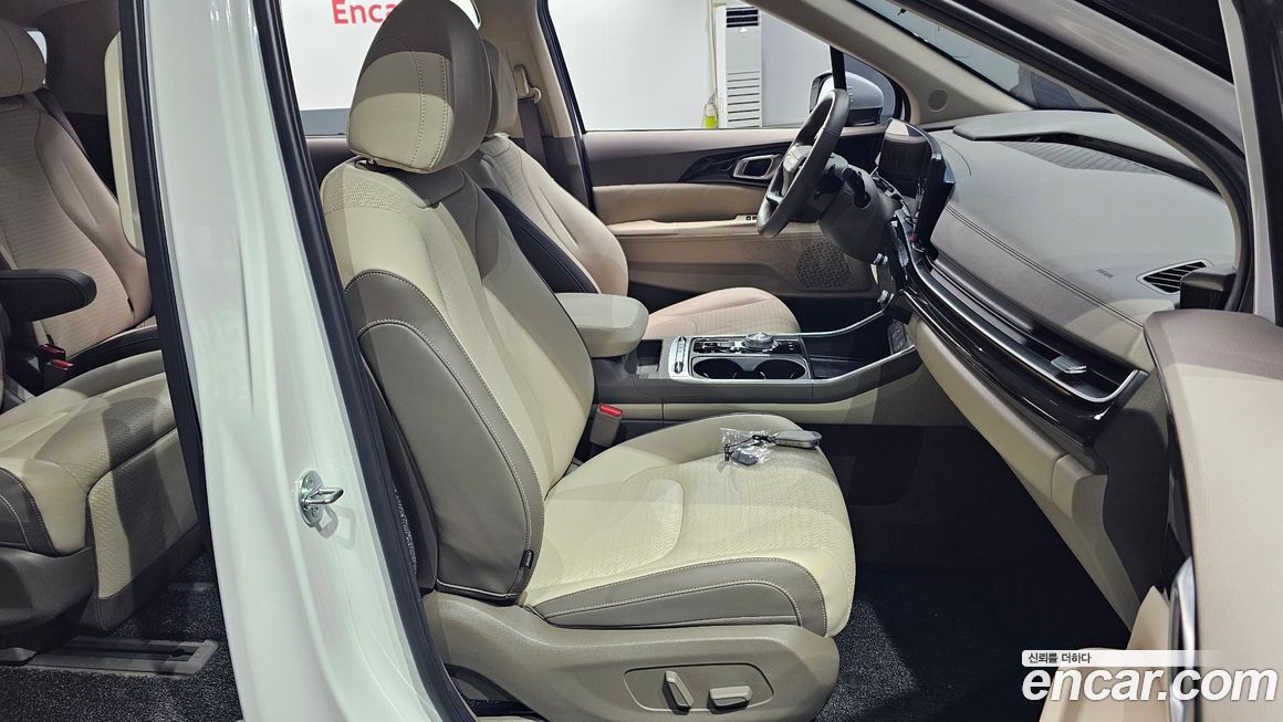 Kia Canival 2025