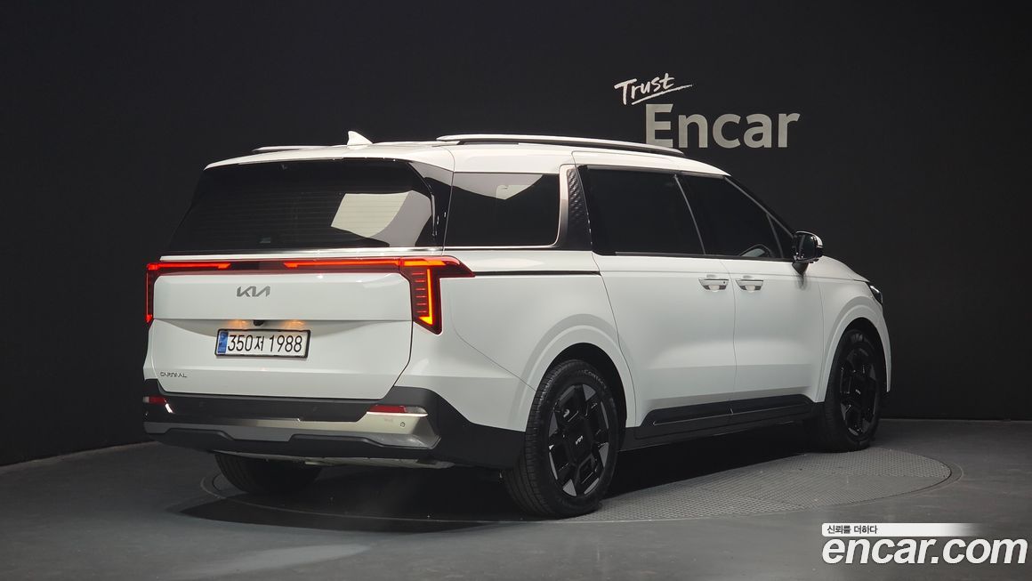 Kia Canival 2025