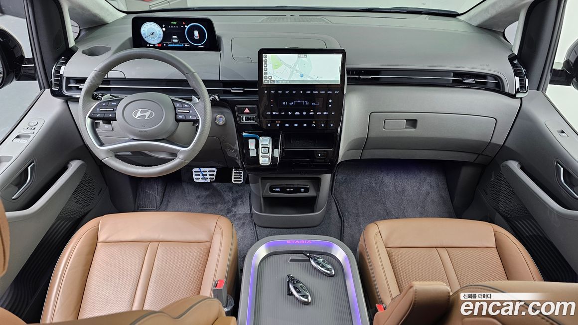 Hyundai Staria 2025