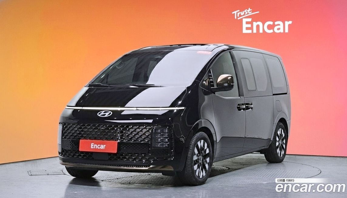 Hyundai Staria 2025