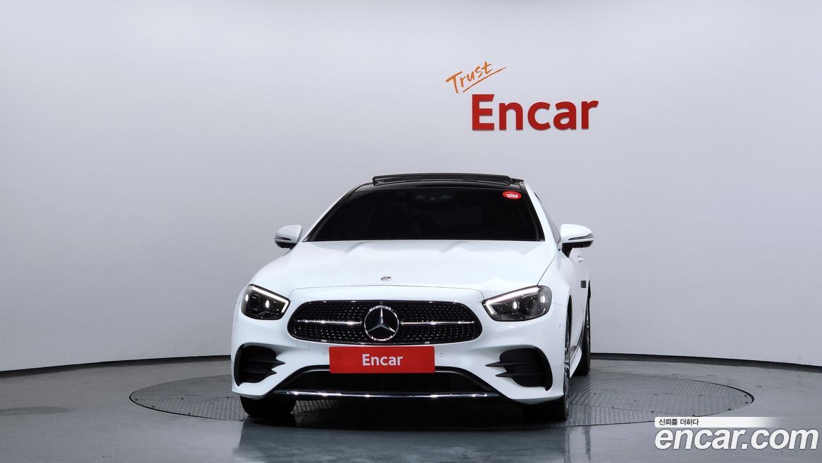 Mercedes-Benz E-Class 2023