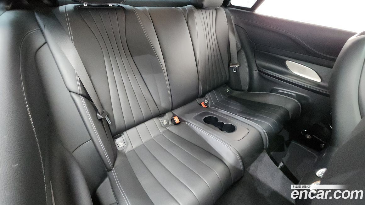 Mercedes-Benz E-Class 2023