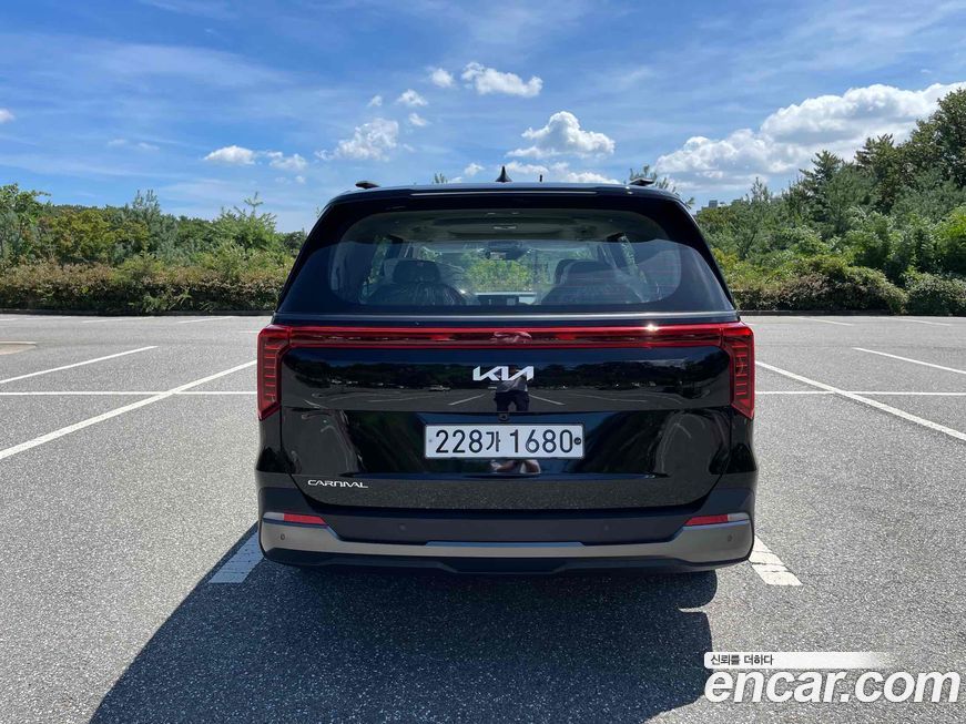 Kia Canival 2025