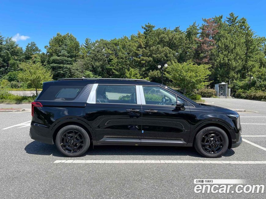Kia Canival 2025