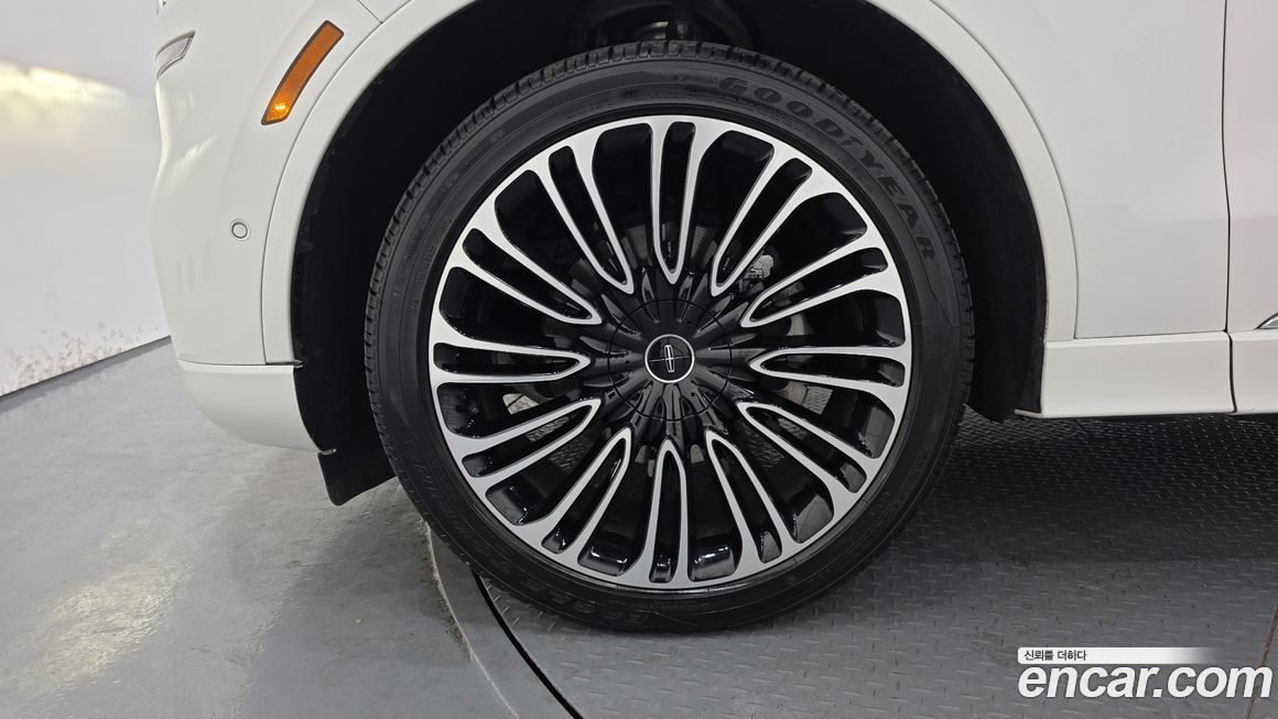 Lincoln Aviator 2023