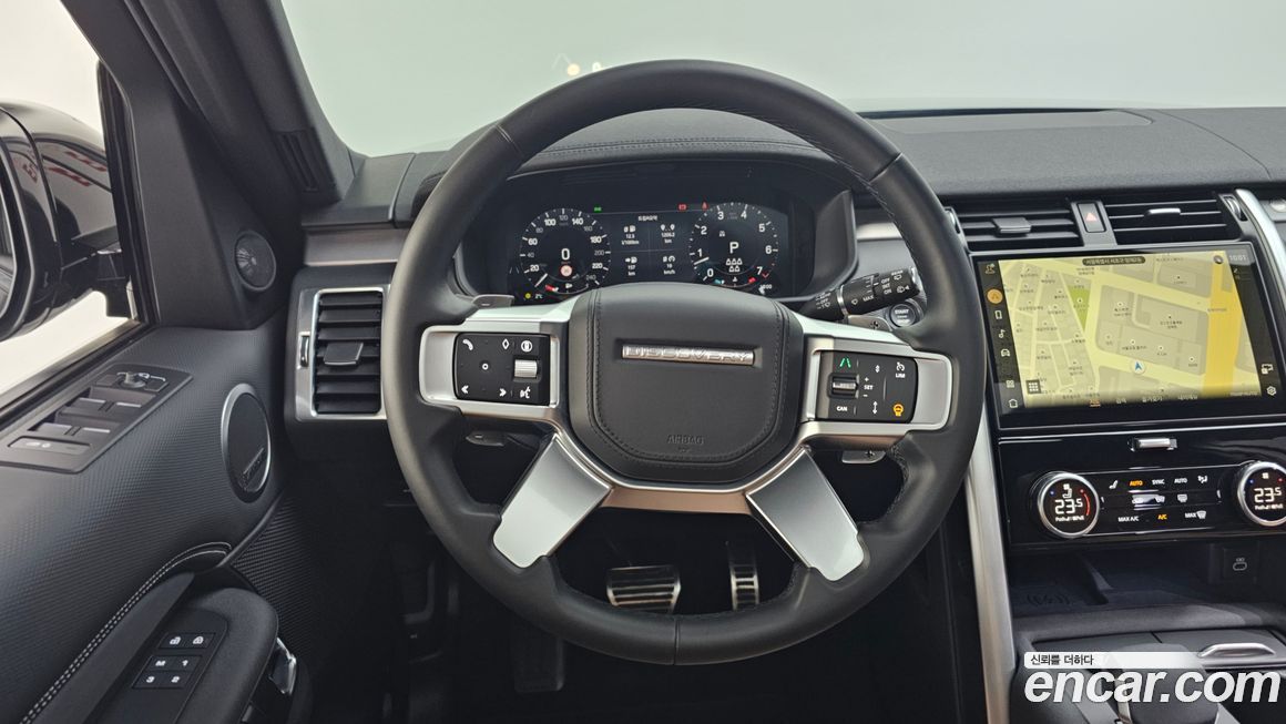 Land Rover Discovery 2024