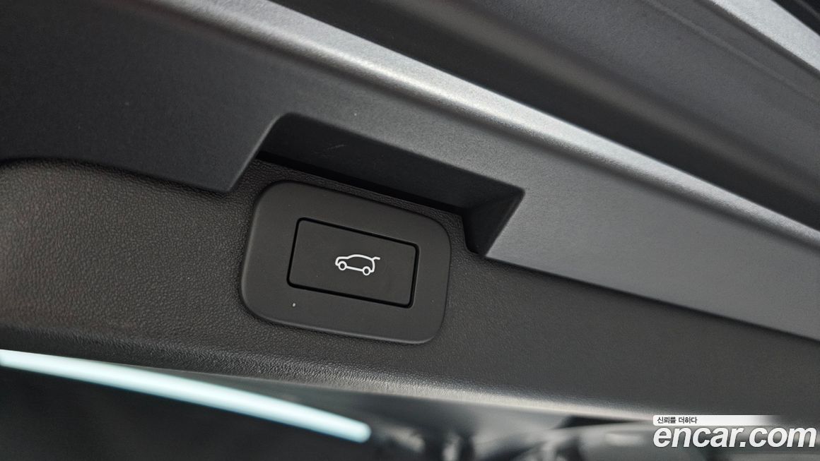 Land Rover Discovery 2024