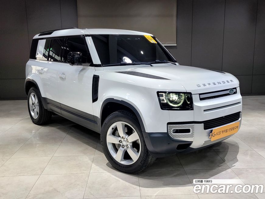 Land Rover Defender 2023