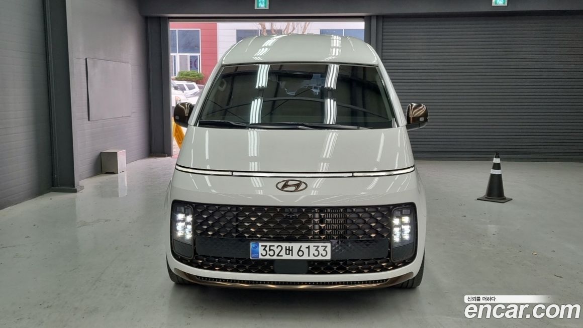 Hyundai Staria 2024