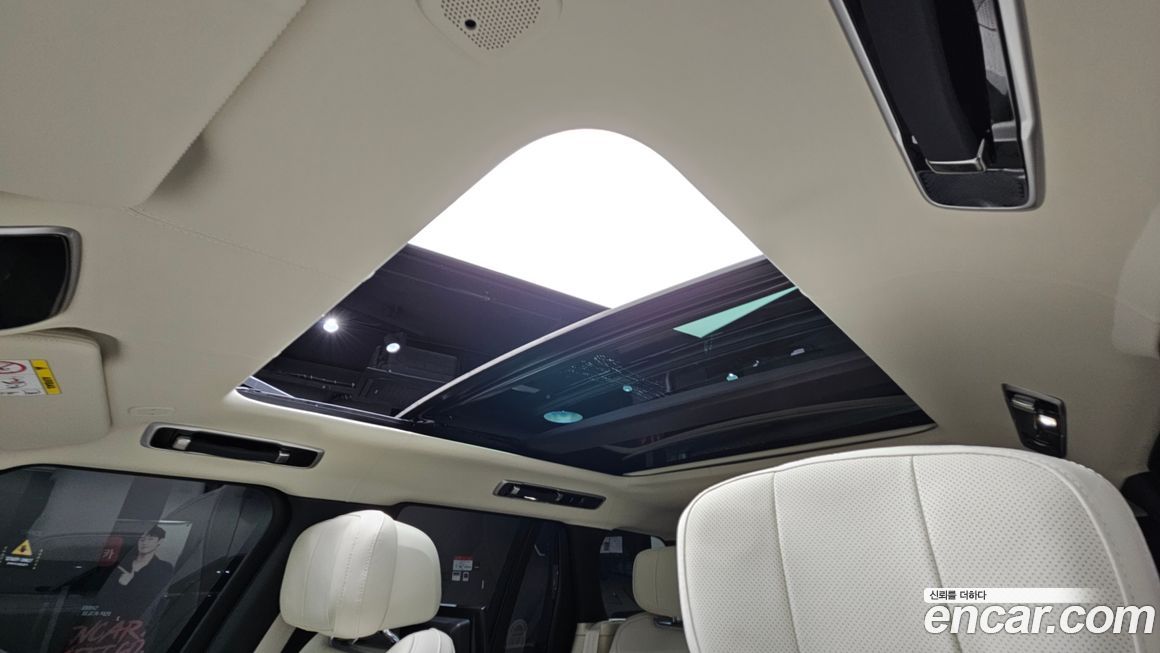 Land Rover Range Rover 2024