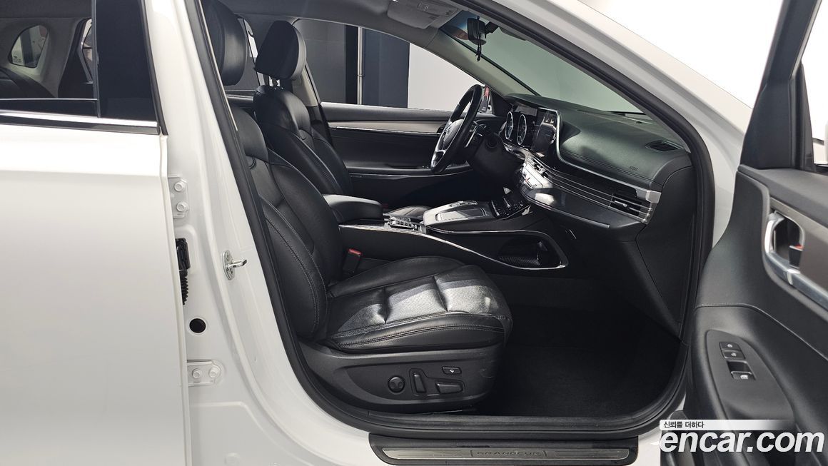 Hyundai Grandeur 2020