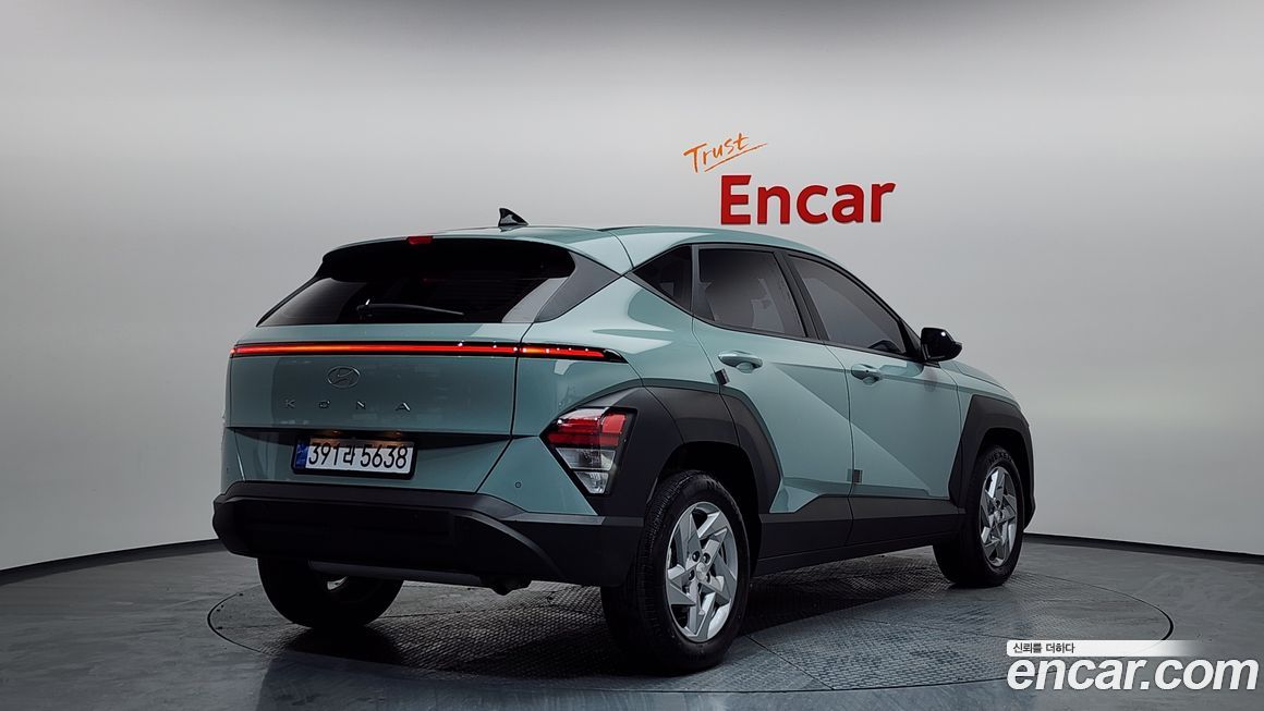 Hyundai Kona 2025