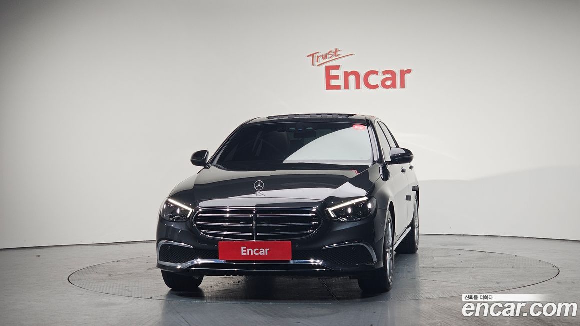 Mercedes-Benz E-Class 2021