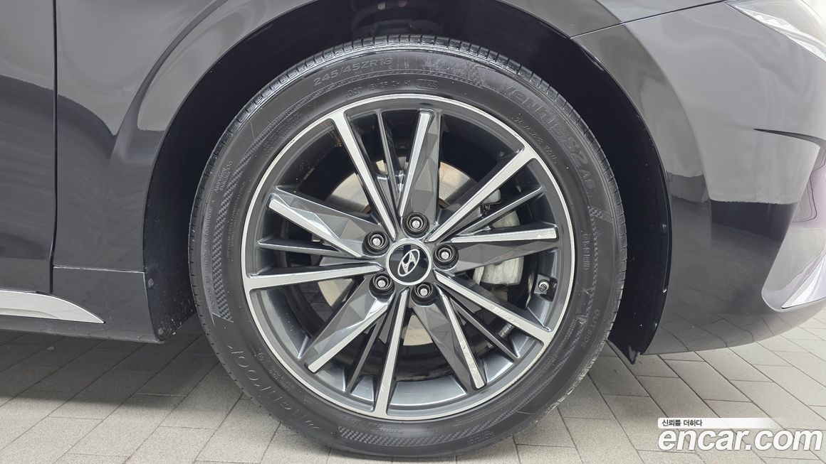 Hyundai Grandeur 2020